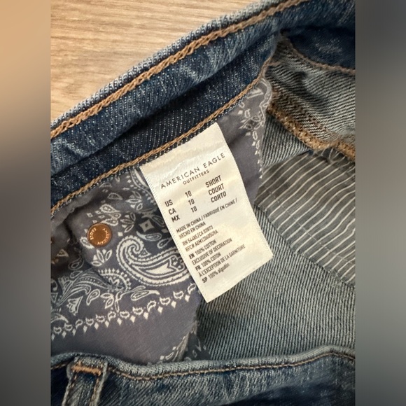 10 S petite American Eagle AEO ripped frayed boyfriend jeans deconstructed 90s - Picture 5 of 6